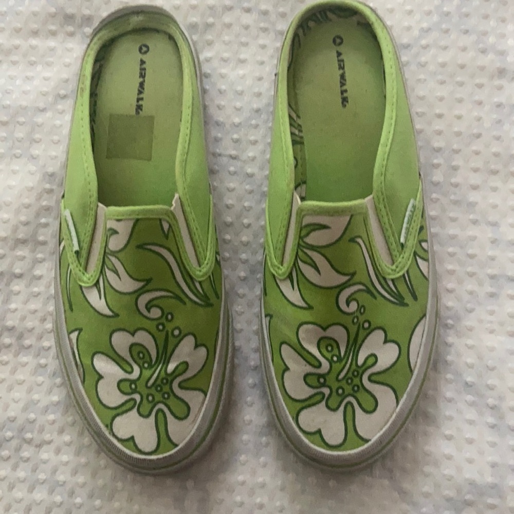 VTG Airwalk Sneakers